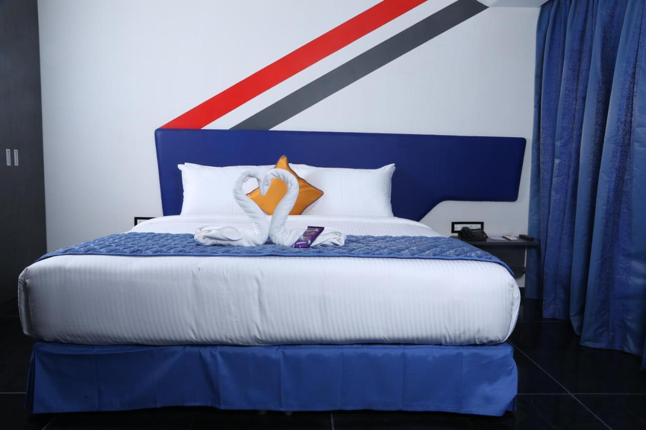 Days Inn & Suites By Wyndham Bengaluru Whitefield ภายนอก รูปภาพ
