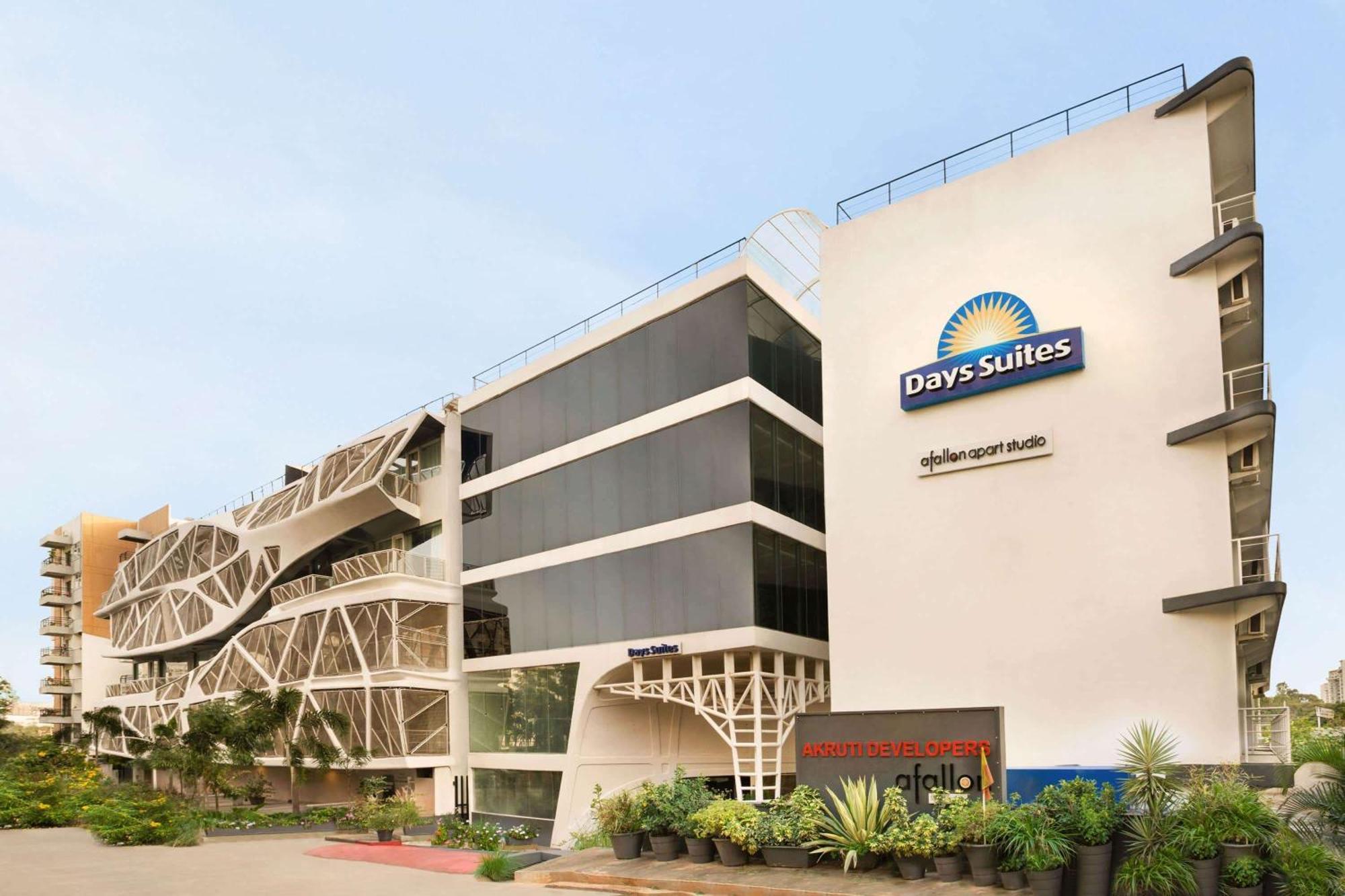 Days Inn & Suites By Wyndham Bengaluru Whitefield ภายนอก รูปภาพ