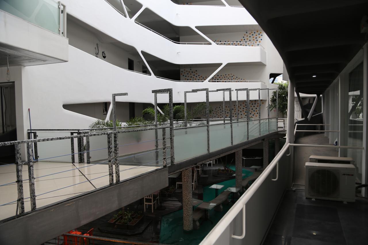 Days Inn & Suites By Wyndham Bengaluru Whitefield ภายนอก รูปภาพ
