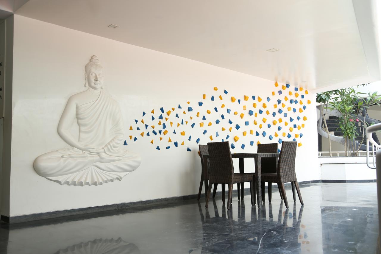 Days Inn & Suites By Wyndham Bengaluru Whitefield ภายนอก รูปภาพ