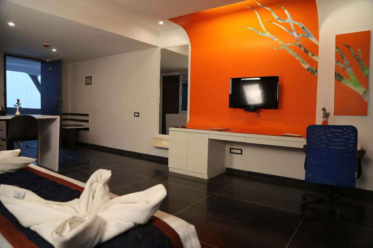 Days Inn & Suites By Wyndham Bengaluru Whitefield ภายนอก รูปภาพ